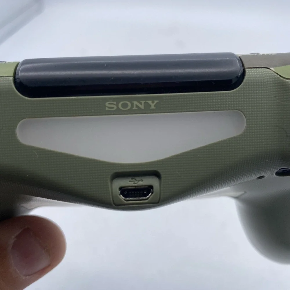 Sony PlayStation 4 PS4 DualShock Wireless Controller - Green Camouflage